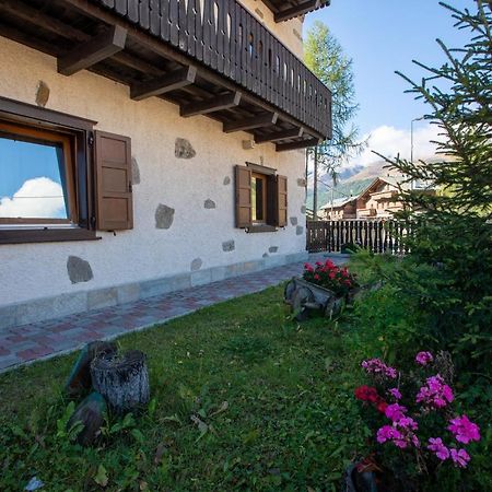 Baita Belvedere Livigno Buitenkant foto