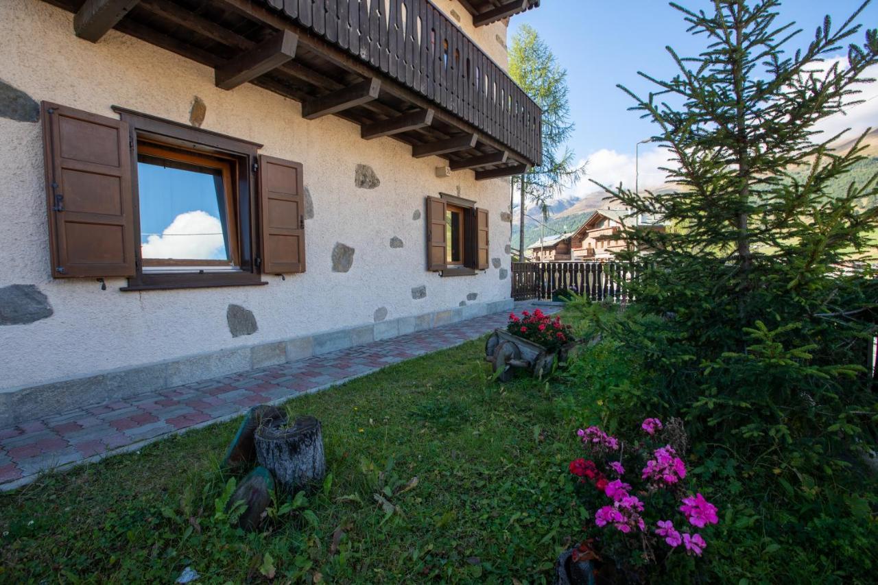 Baita Belvedere Livigno Buitenkant foto